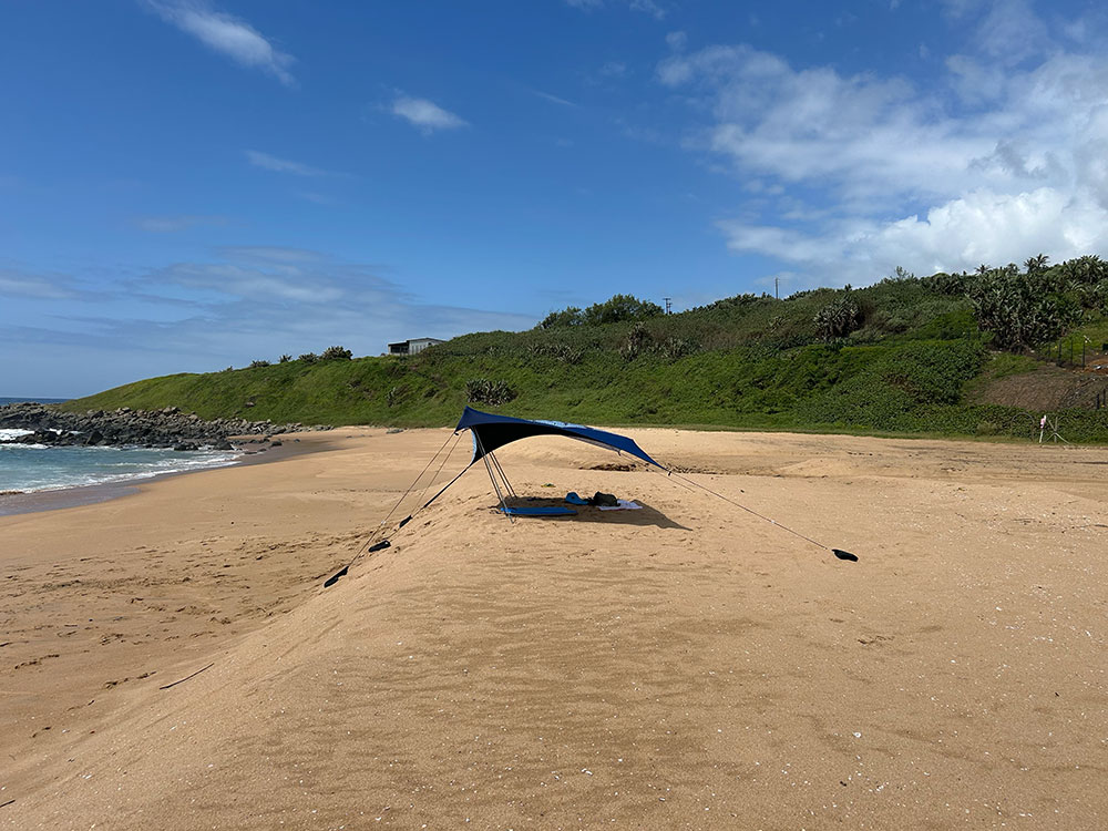 Breeze beach shade setup